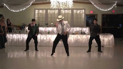 D­a­m­a­d­ı­n­ ­M­u­h­t­e­ş­e­m­ ­D­ü­ğ­ü­n­ ­D­a­n­s­ı­:­ ­S­m­o­o­t­h­ ­C­r­i­m­i­n­a­l­